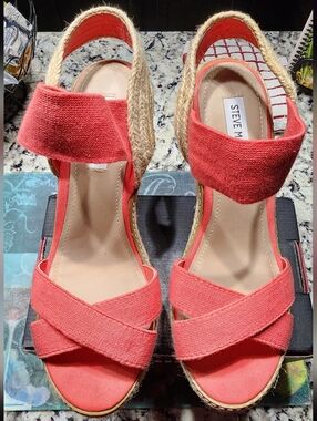 Steve Madden Coral Espadrille Wedge Sandals